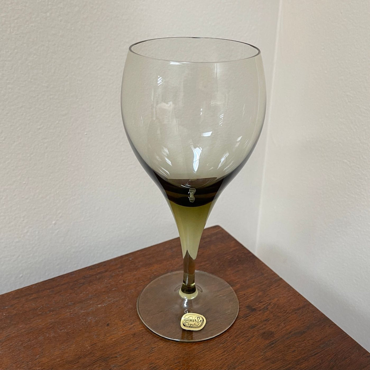 this is an image of the item that you see infront of you. shop the HARD FIND shop!