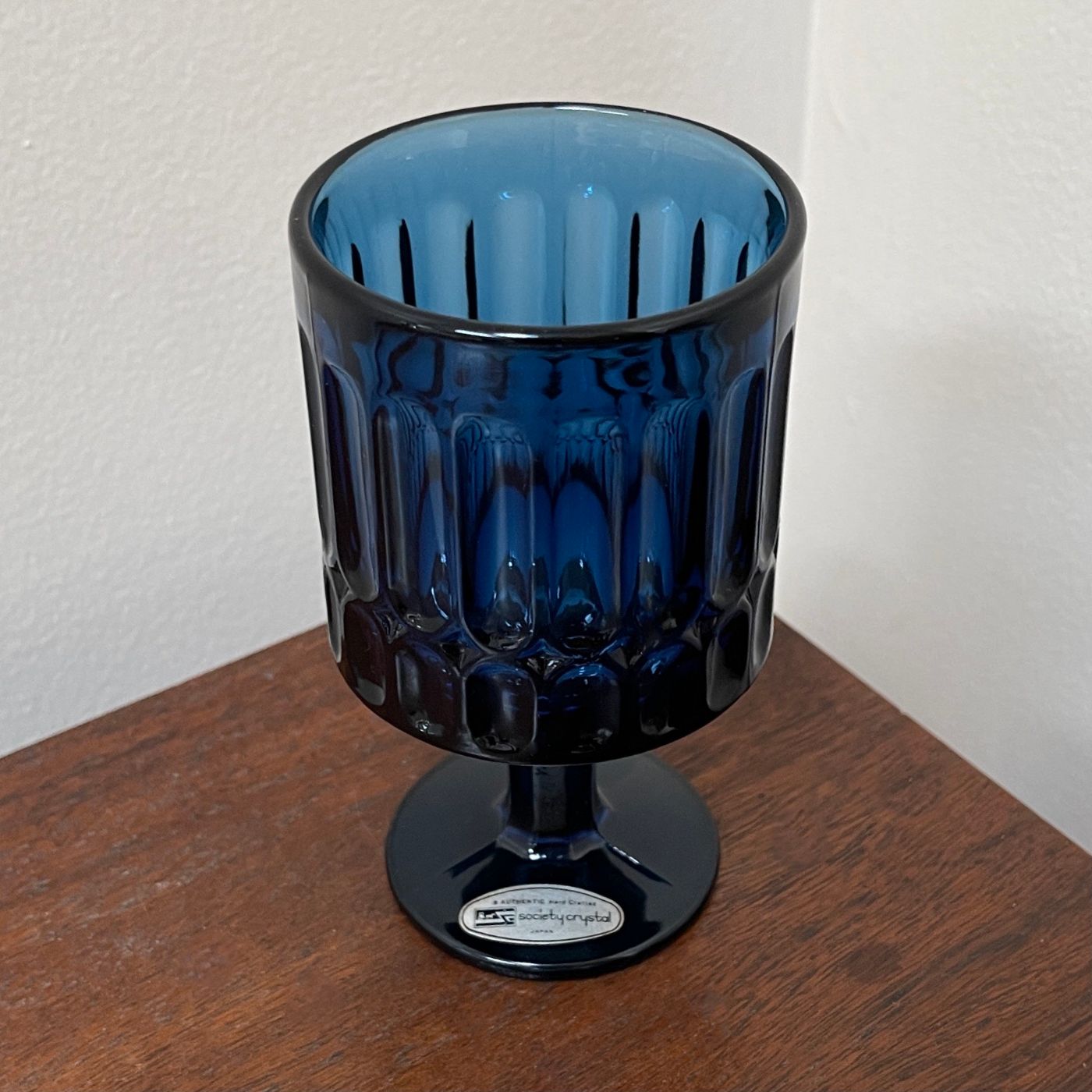 this is an image of the item that you see infront of you. shop the HARD FIND shop!