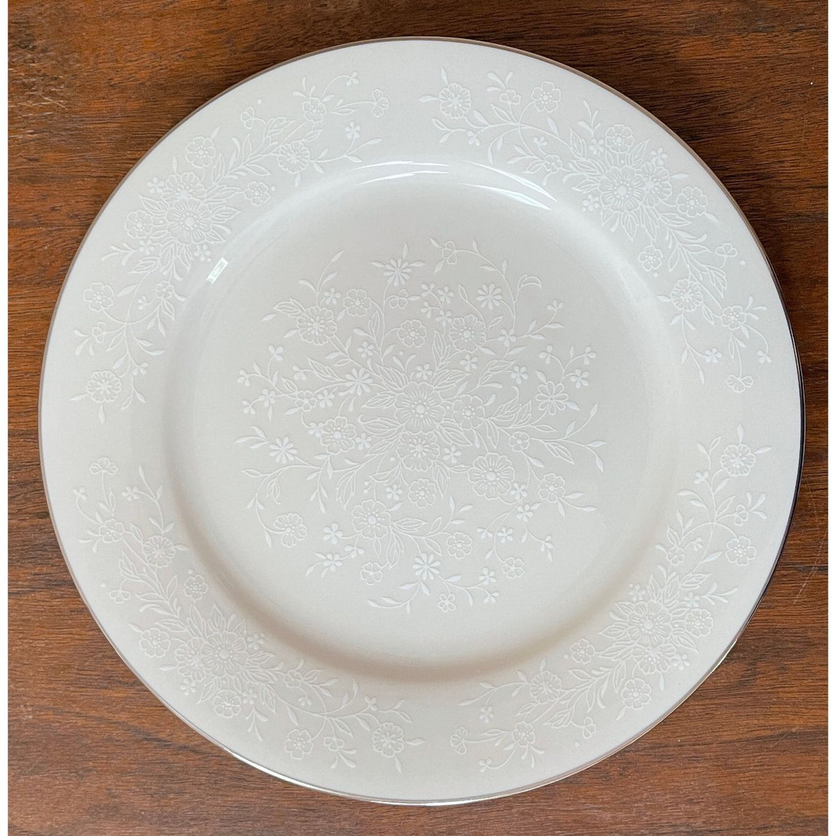 this is an image of the item that you see infront of you. shop the HARD FIND shop!