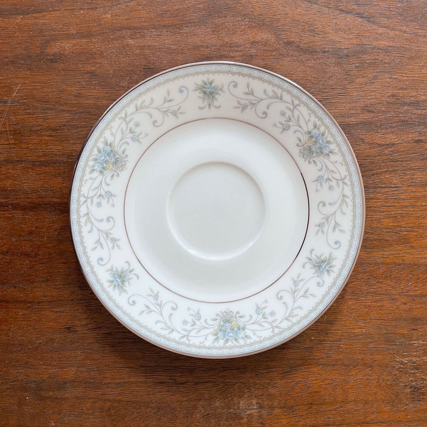 this is an image of the item that you see infront of you. shop the HARD FIND shop!