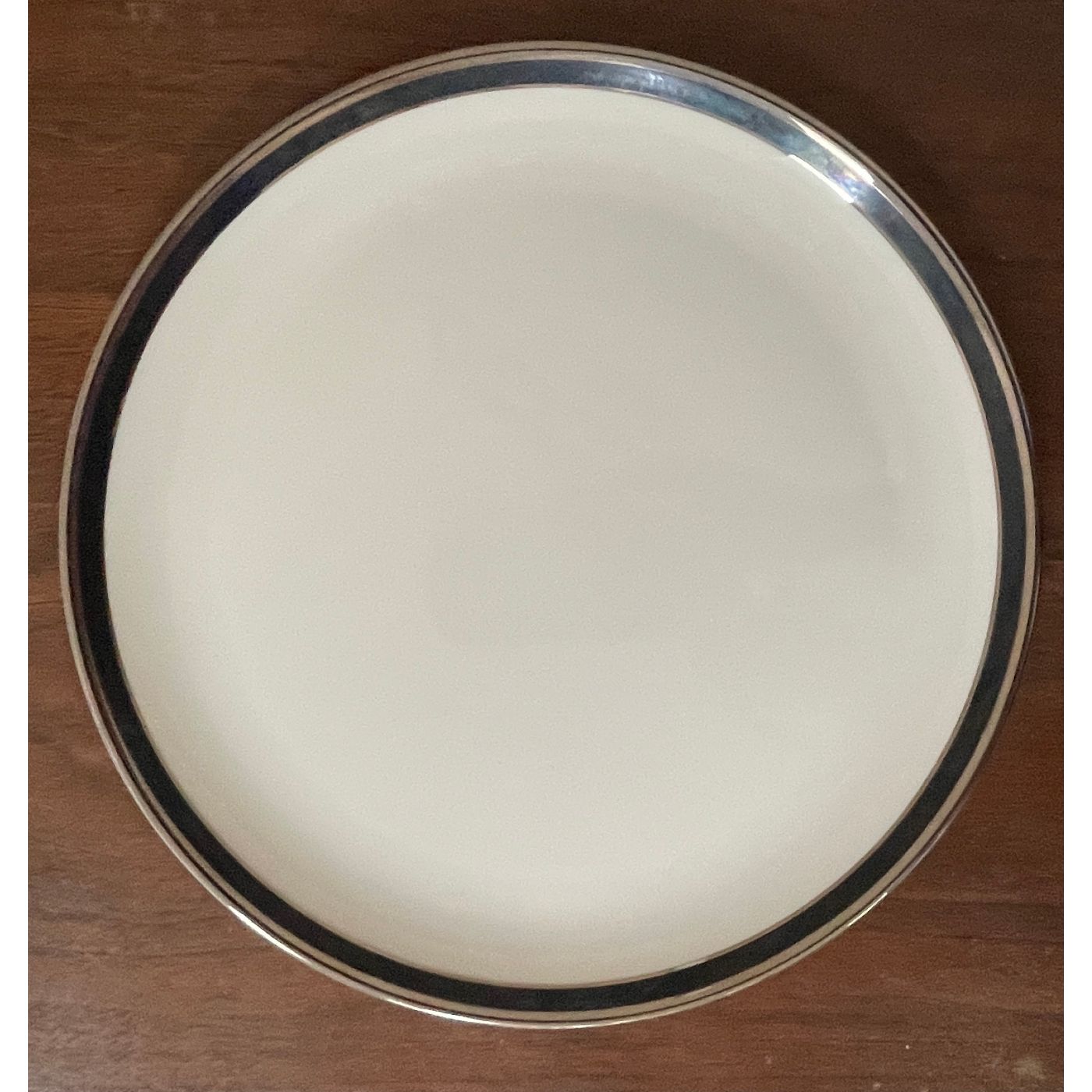 this is an image of the item that you see infront of you. shop the HARD FIND shop!