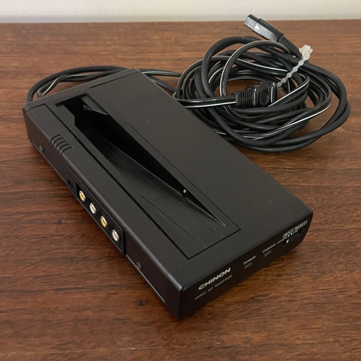 Chinon Ct-142 Vhs Video Camera W/ Bag & Accessories