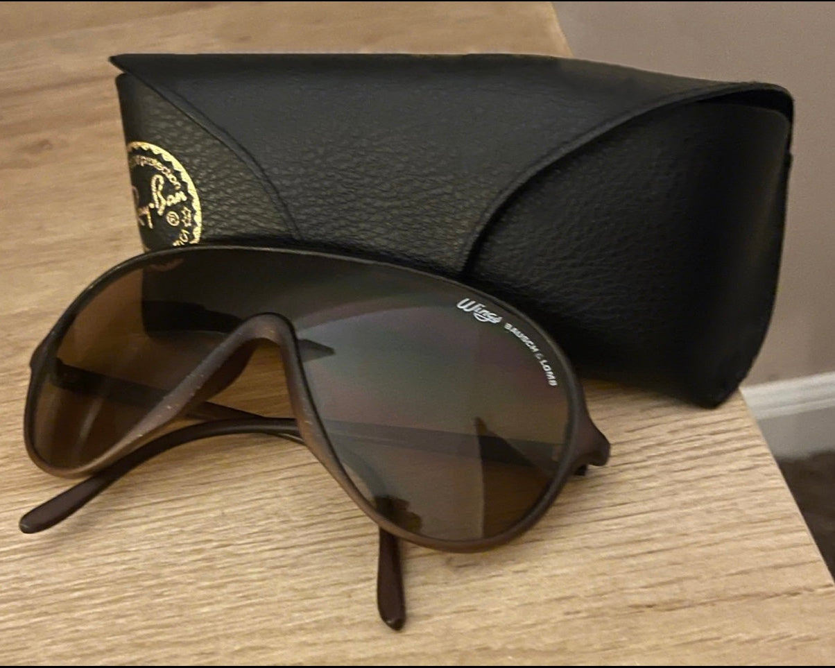 this is an image of the item that you see infront of you. shop the HARD FIND shop!