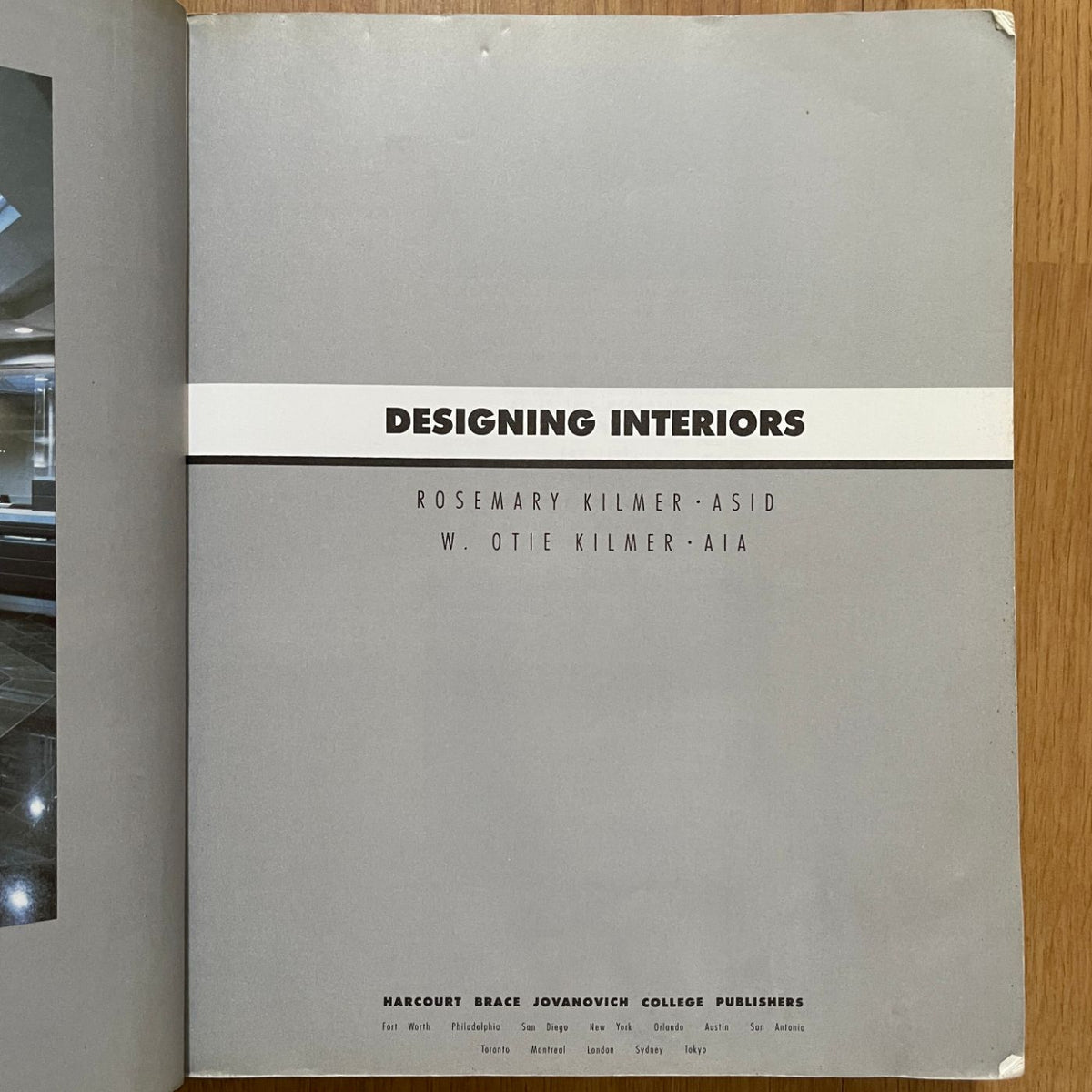Kilmer, Rosemary & W. Otie, 'Designing Interiors'; Wadsworth Publishing