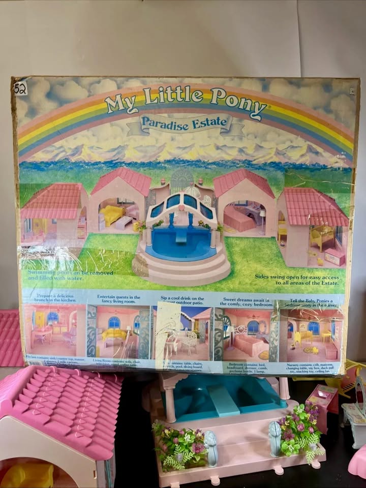 HABRO's My Little Pony G1Y4 'Paradise Estate' Play Set - 1986