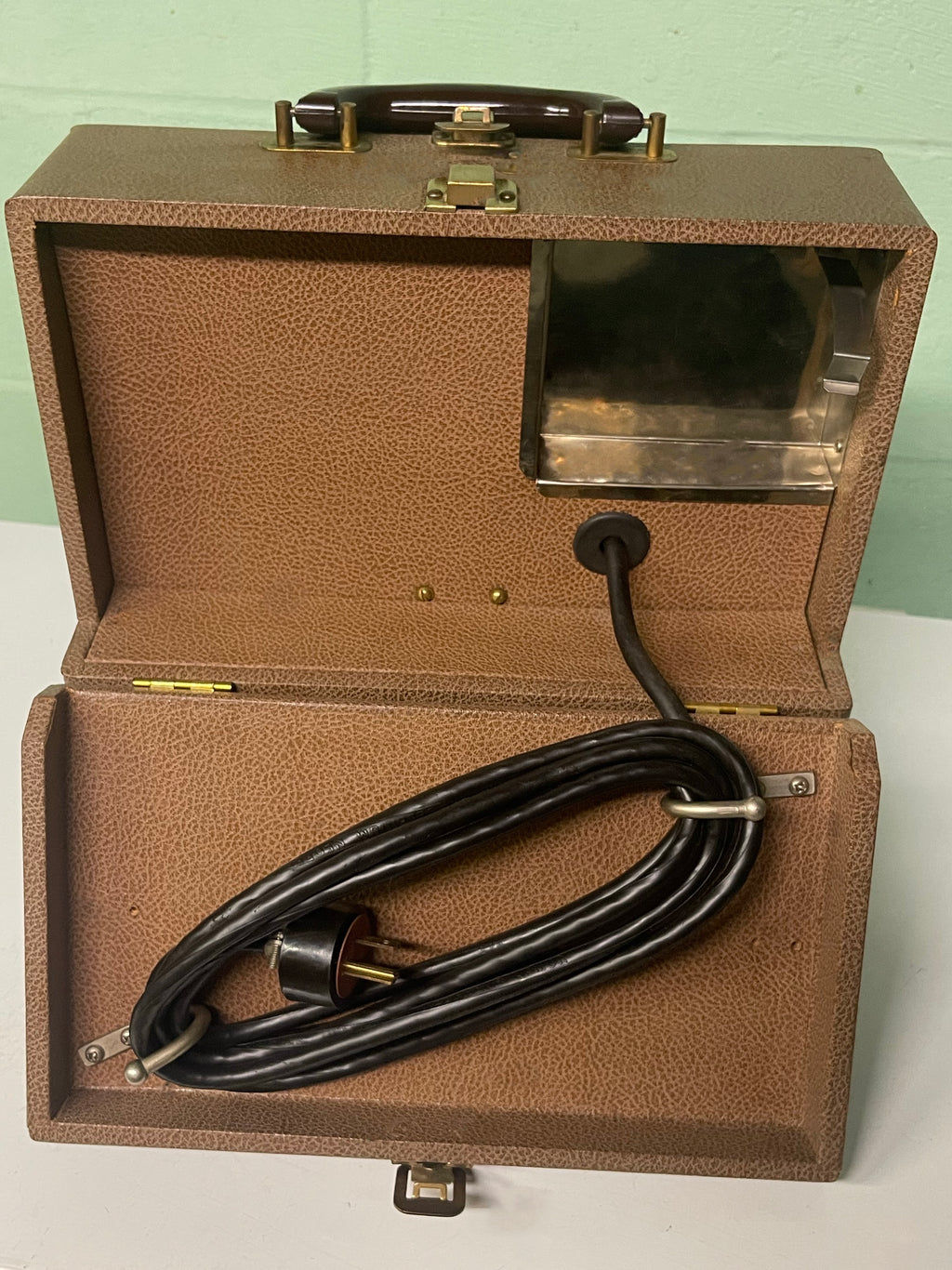 Eastman Kodak Kodascope Royal 16Mm Projector; 1955