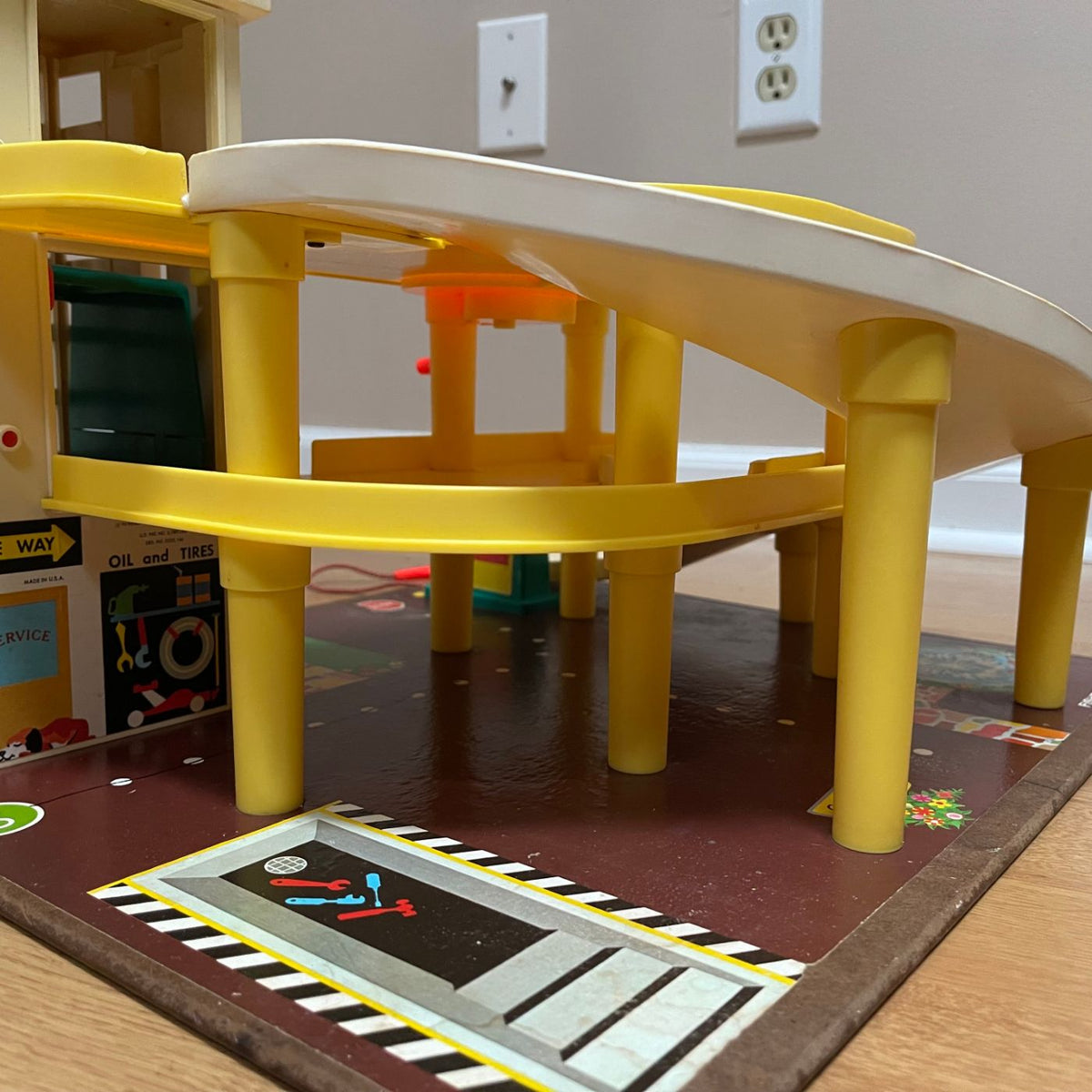 Parking Ramp Play Set #930, by Fisher Price 'Little People’ - 1970