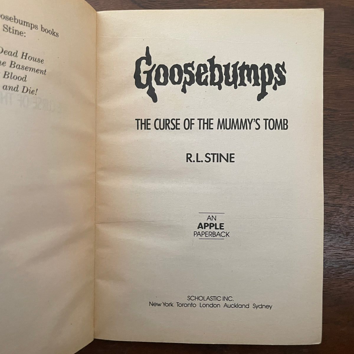 Goosebumps #05 ‘The Curse of the Mummy’s Tomb’; R.L. Stine