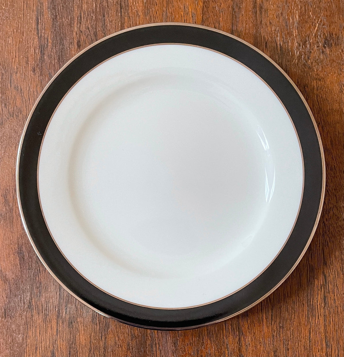 this is an image of the item that you see infront of you. shop the HARD FIND shop!