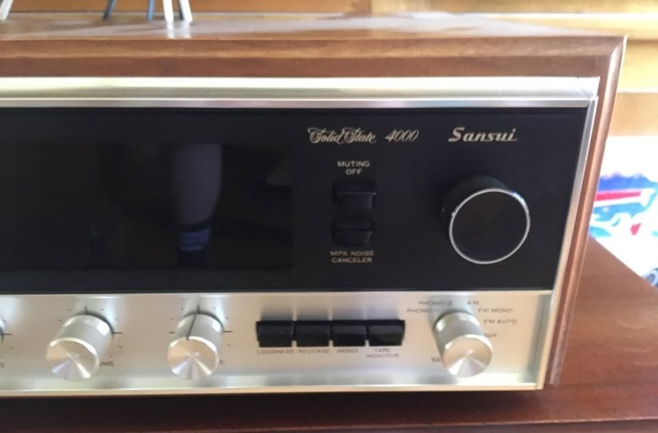Amplificateur-tuner stéréo AM/FM SANSUI Solid State 4000